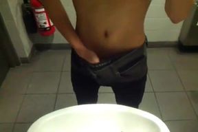 Twink's Solo Session in the Bathroom Sink