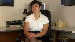 Hairygirl Valerie talks about her amazing bodyhair - WeAreHairy