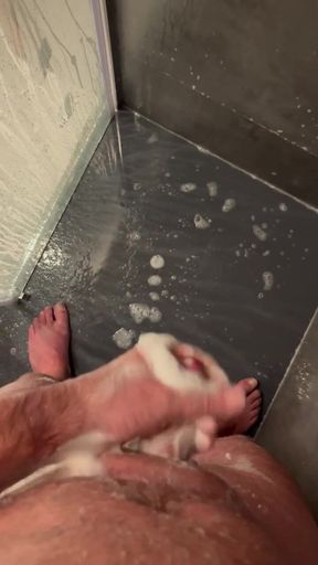Jerked off in the Hotel Shower