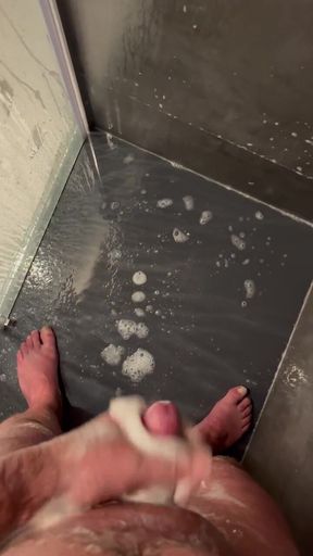 Jerked off in the Hotel Shower