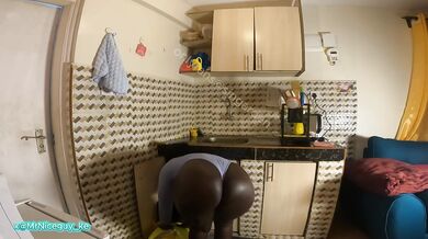 Ebony backshots get that big dick raw blows cock raw