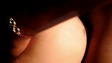 Z B 14 PERLA LOPEZ NINFOMANA, PSICÓLOGA, pasará el fin de semana en su casa entre los ríos, viendo sus películas y masturbándose de maravilla, sorpresa ... sexo duro
