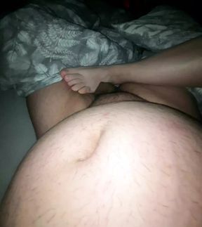 Step mom teaches step daughter how to put foot on her boyfriend dick