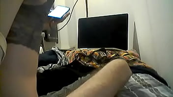 Sissy blanquita rubia se toca