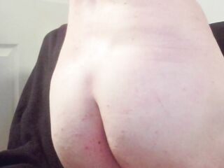 Teasing this Squishy Femboy Butt