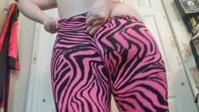 Pink Zebra Leggings & Ass Flexing