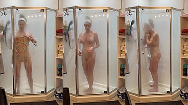Shower Show double toys