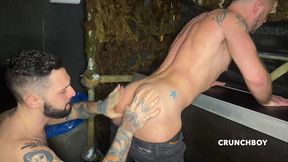 bareback porn in club cruising from barcelone with pornstars