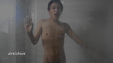 Foam falling down my ass