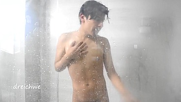 Foam falling down my ass