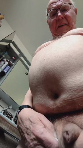 Pissing and Asshole From Below