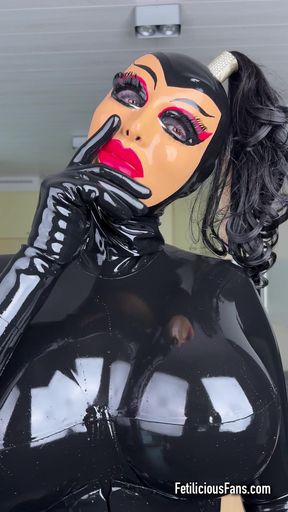 A Regular Day in My Rubber Life
