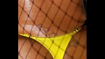 Torrando o bumbum pras rolas me comerem de marquinha!