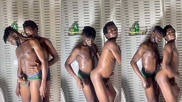 Quick bathroom hot fuck
