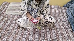 Desi Indian Chachi Batija - Hindi Audio