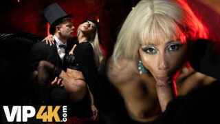 Hardcore film blondýnky Latina Veronica Leal dostane drsné anální kurva od velkého penisu Michaela Flye