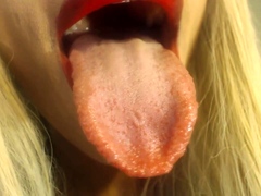 LisaAPinelli - Burping With Red Juicy Lip And Bouncing