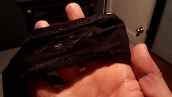 Smelling sister in law&#039_s panties