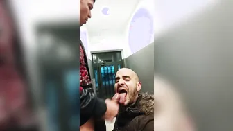 Leo Bulgari and Xisco Nasty blowjob from street to building entrance