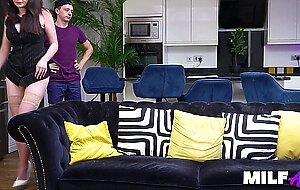 milfaf- busty jessica sin makes lazy  eat her pussy for dinner