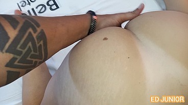 ED JUNIOR FODE UMA NOVINHA GOSTOSA SEM CAMISINHA