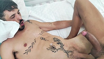 Nada mejor que juntar las pijas llenas de leche #cum