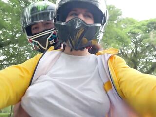 Picking up DIDI Customer Out of Brassiere!