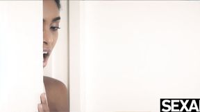 ”Sexy lezzies masturbating for each other before eating snatch”