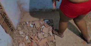 Bricklayer Has Sex with a Chubby Woman at an Abandoned Construction Site.
