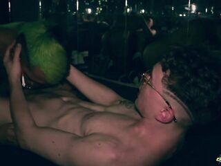 Sexy Dad Camilo Brown Giving an Outstanding Cum Exchange Oral pleasure To Large Knob Pretty Twink Nicolas Mucci