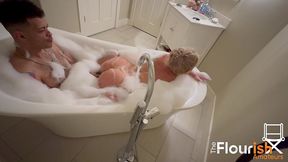 bubble bath time with veronica cruz and dexxx blue