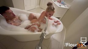 bubble bath time with veronica cruz and dexxx blue