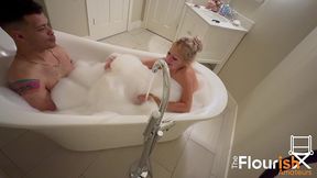 bubble bath time with veronica cruz and dexxx blue