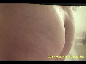 mother shower peep