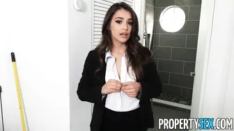 Stunning Brunette Real Estate Agent Fucks Handyman to Finish Reno Fast