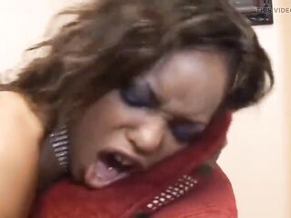 Black is better - Scene #07