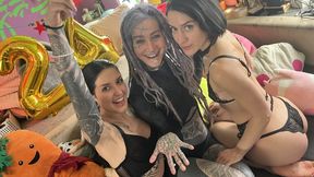 POV 3 Girls 1 cock 4some New Years Eve NYE Orgy with Morea Black, Anuskatzz and Lily Lu (MOV)