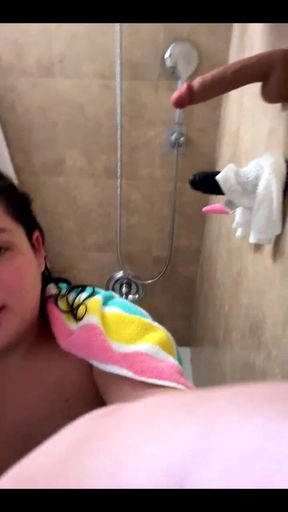 Live Stream with Dani Valentina