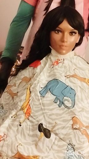 Nikki ebony sex doll colorful short hairdressing cape modeling session