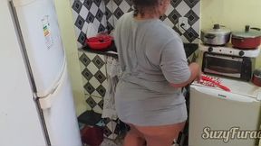 comendo ebony bbw na cozinha