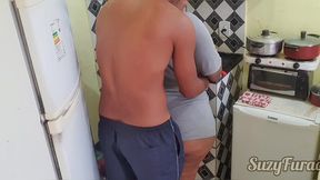 comendo ebony bbw na cozinha