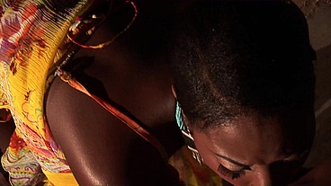Melvina Raquel Is A Black British Beauty That Fucks In A Broken Down Car