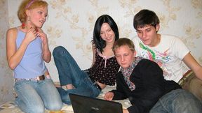 Russian teens Katy and Foxy appreciate foursome action