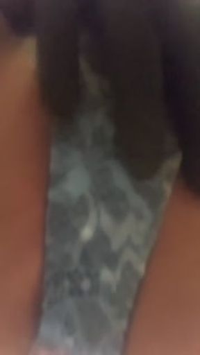 おしっこかけてあげる♡ 顔面騎乗ぶっかけ 削除覚悟 Hentai パイパン 無修正