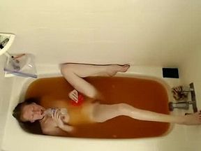 Amateur teen masturbates in the shower 03