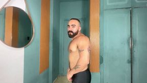 SHOWING OFF MY MUSCULAR BODY PART 3 BY DOUGLAS GREEN CAM BY JAK FULL HD