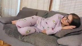 slutty nerd gives bbc handjob- messy finish