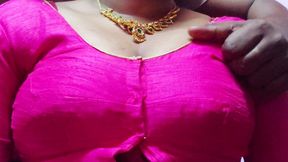 Hot and sexy aunty Apne bhatije ke sath Kiya sex big boobs