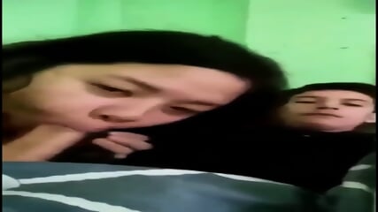 vietnamese girl blowjob interracial boyfriend