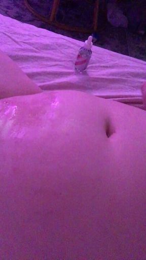 Oil my stretch marks